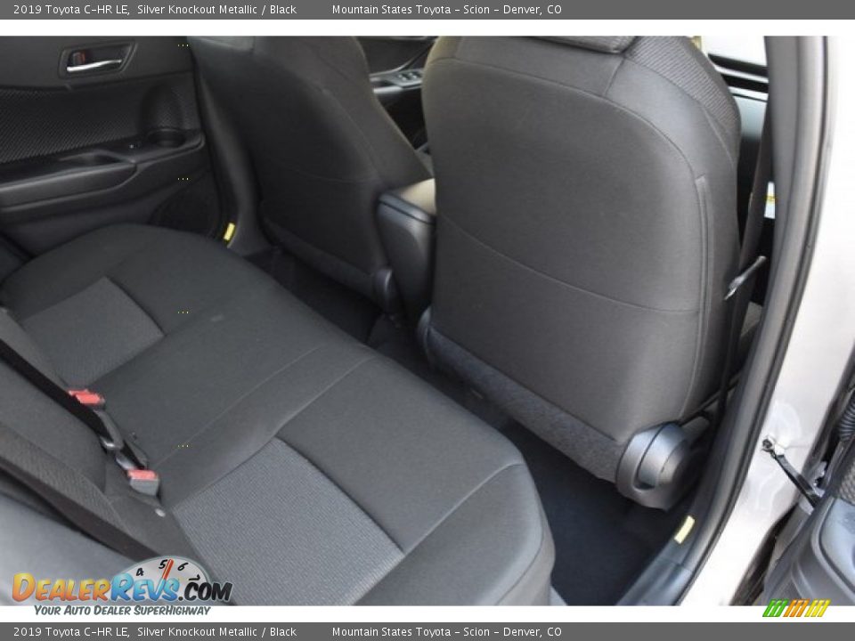 2019 Toyota C-HR LE Silver Knockout Metallic / Black Photo #17