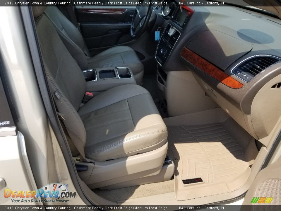 2013 Chrysler Town & Country Touring Cashmere Pearl / Dark Frost Beige/Medium Frost Beige Photo #17