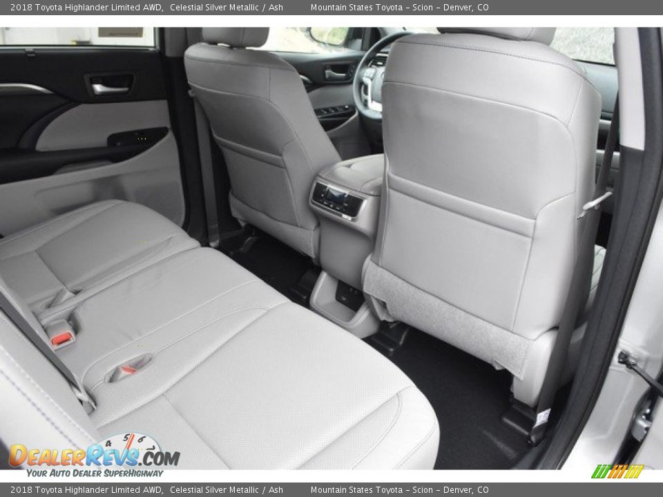 2018 Toyota Highlander Limited AWD Celestial Silver Metallic / Ash Photo #18