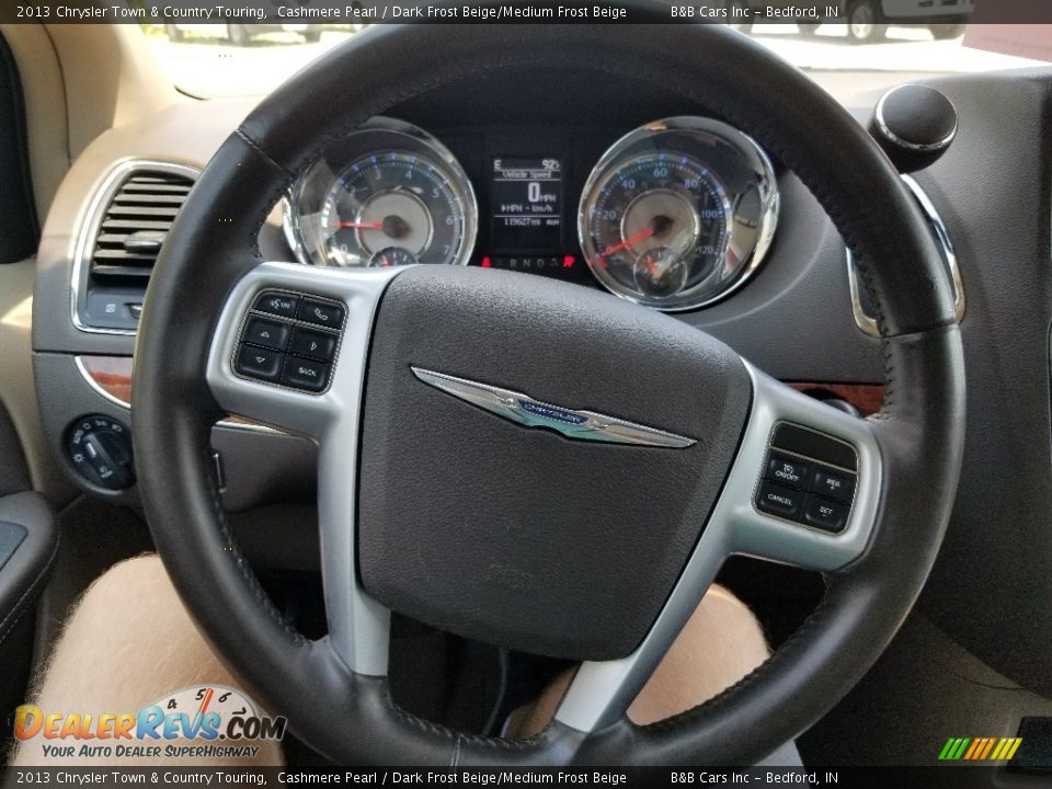2013 Chrysler Town & Country Touring Cashmere Pearl / Dark Frost Beige/Medium Frost Beige Photo #32