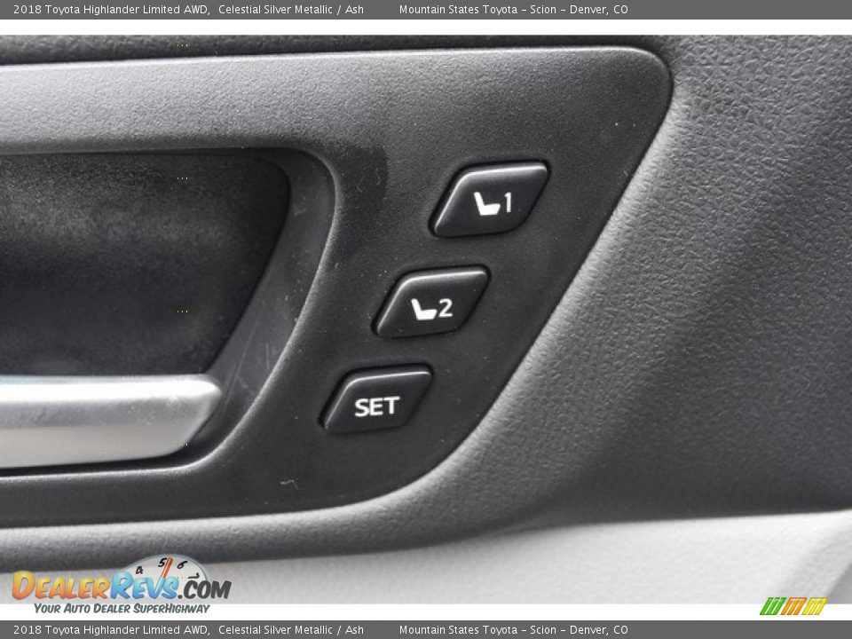 2018 Toyota Highlander Limited AWD Celestial Silver Metallic / Ash Photo #28