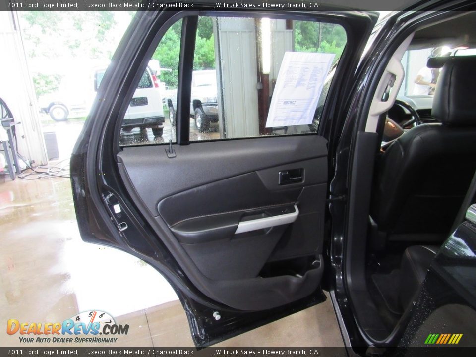 2011 Ford Edge Limited Tuxedo Black Metallic / Charcoal Black Photo #29