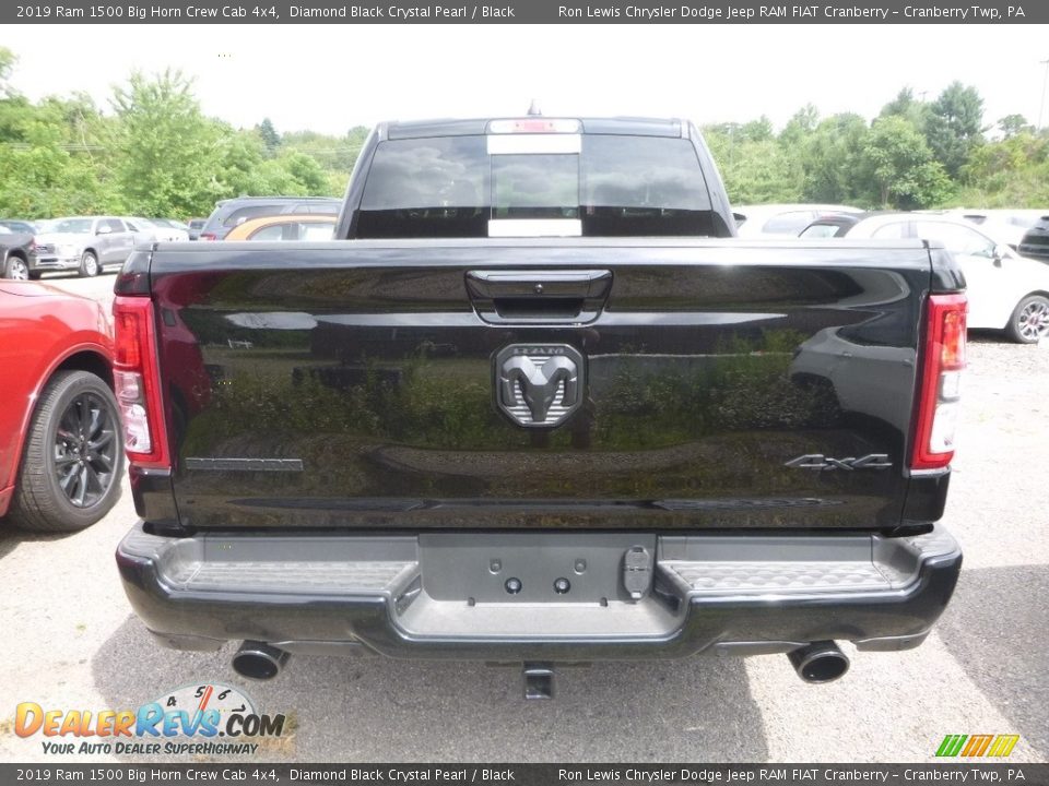 2019 Ram 1500 Big Horn Crew Cab 4x4 Diamond Black Crystal Pearl / Black Photo #4