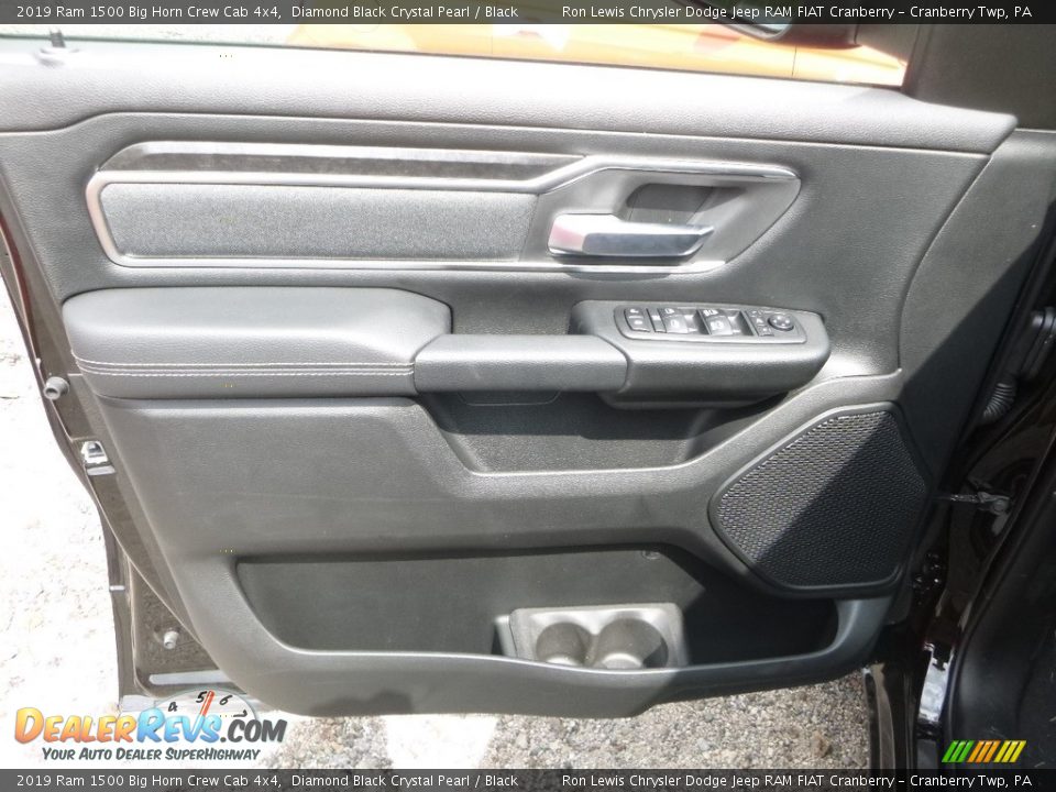 2019 Ram 1500 Big Horn Crew Cab 4x4 Diamond Black Crystal Pearl / Black Photo #12