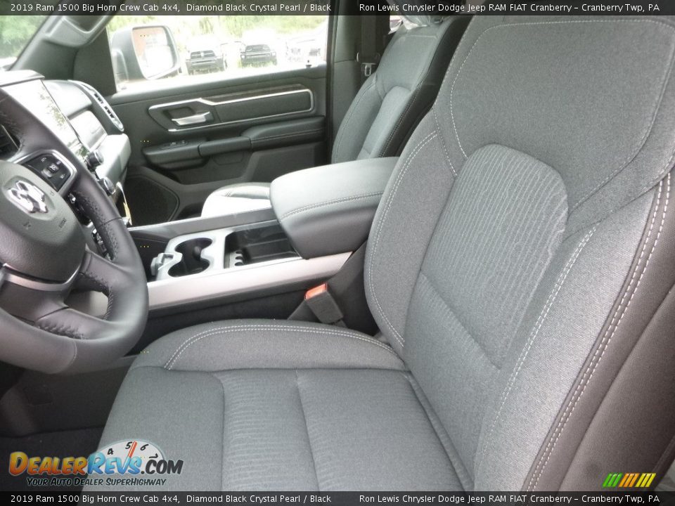 2019 Ram 1500 Big Horn Crew Cab 4x4 Diamond Black Crystal Pearl / Black Photo #13