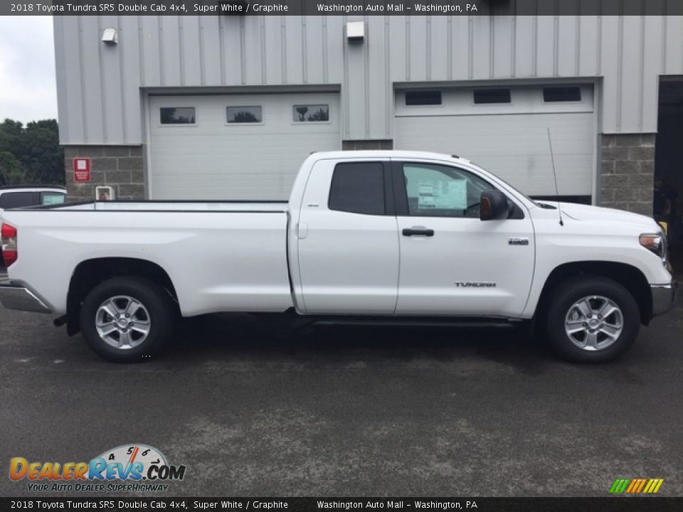 2018 Toyota Tundra SR5 Double Cab 4x4 Super White / Graphite Photo #2