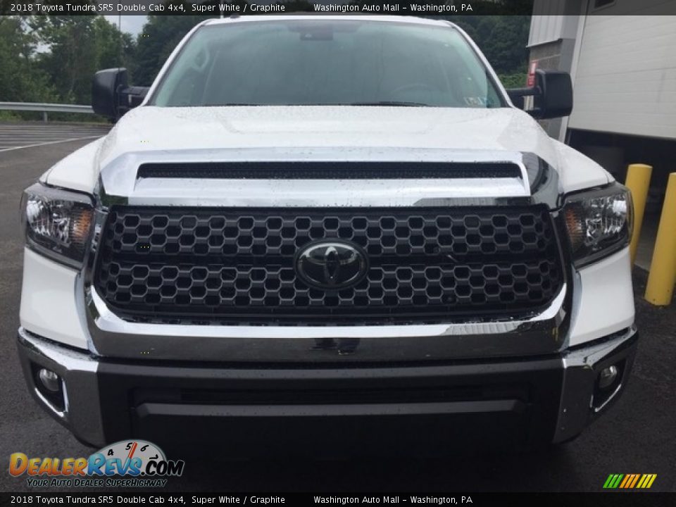 2018 Toyota Tundra SR5 Double Cab 4x4 Super White / Graphite Photo #6