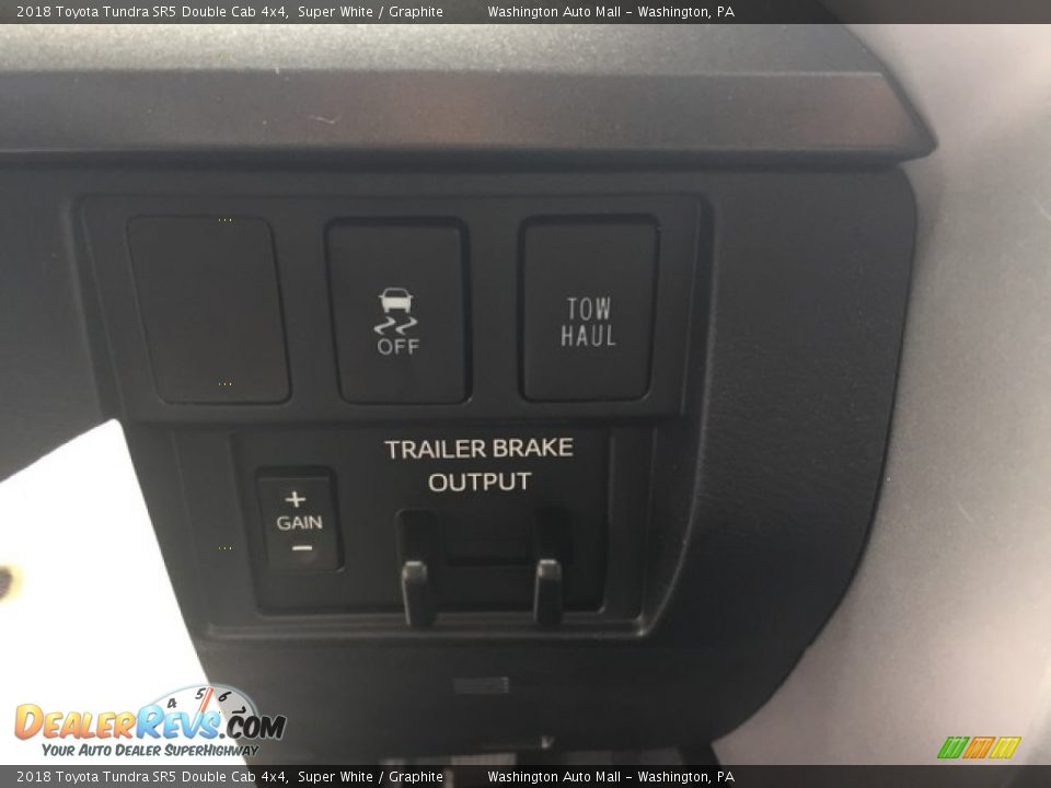 2018 Toyota Tundra SR5 Double Cab 4x4 Super White / Graphite Photo #18