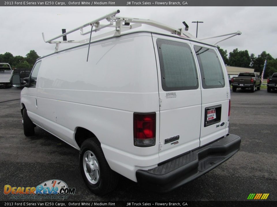 2013 Ford E Series Van E250 Cargo Oxford White / Medium Flint Photo #6