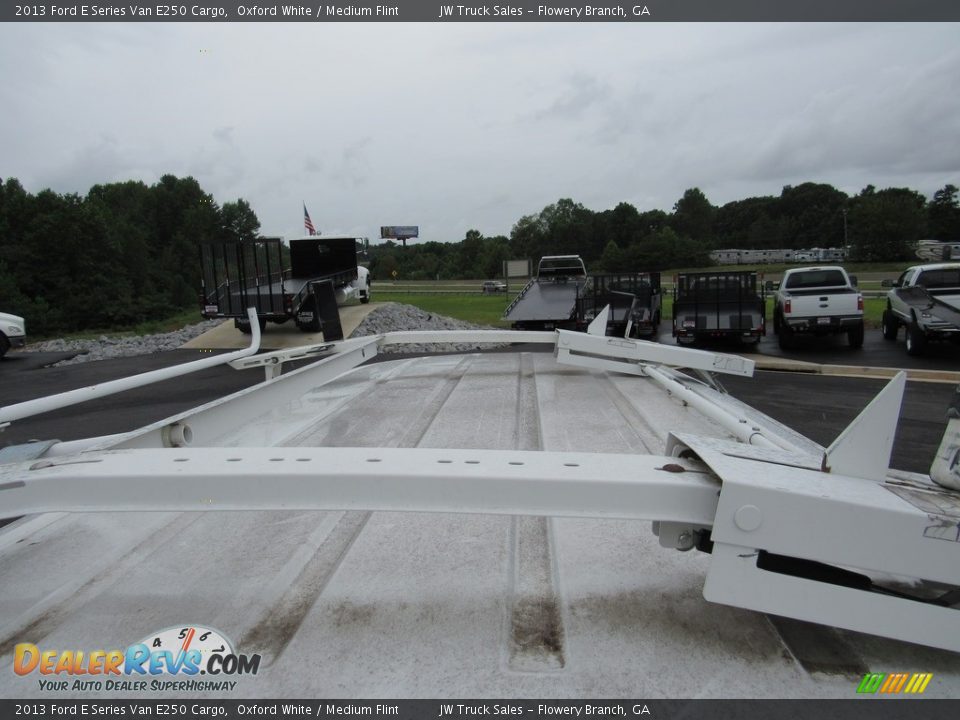 2013 Ford E Series Van E250 Cargo Oxford White / Medium Flint Photo #11