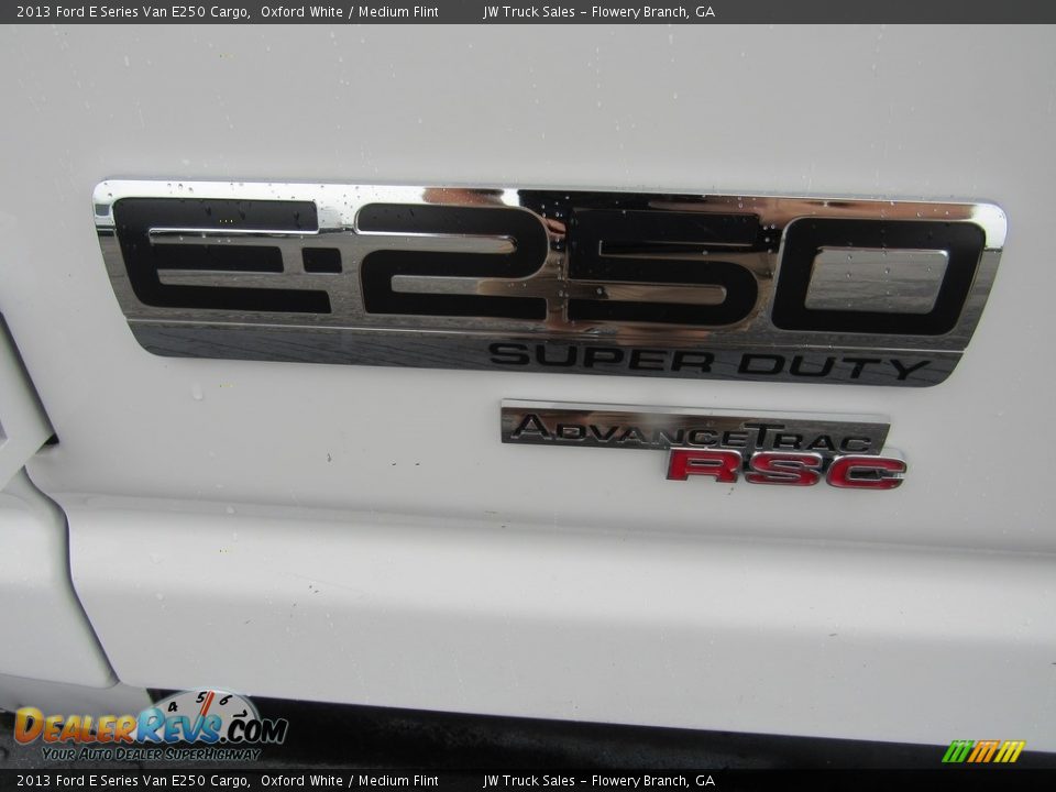 2013 Ford E Series Van E250 Cargo Oxford White / Medium Flint Photo #13