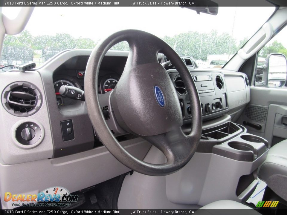 2013 Ford E Series Van E250 Cargo Oxford White / Medium Flint Photo #17