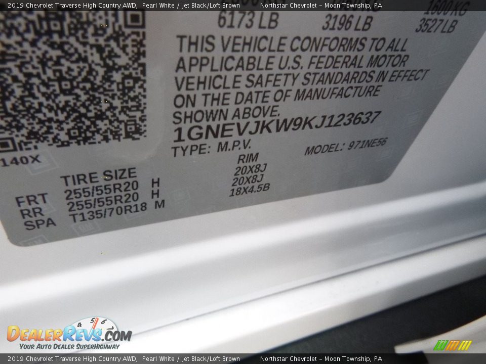 2019 Chevrolet Traverse High Country AWD Pearl White / Jet Black/Loft Brown Photo #16
