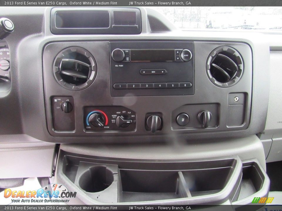 2013 Ford E Series Van E250 Cargo Oxford White / Medium Flint Photo #24