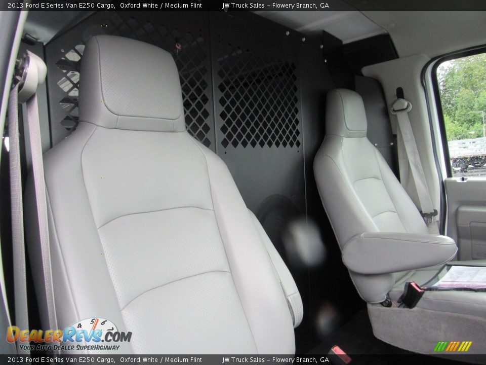 2013 Ford E Series Van E250 Cargo Oxford White / Medium Flint Photo #33