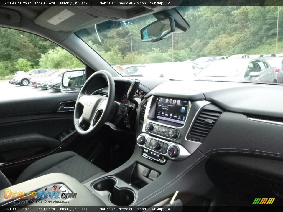 2019 Chevrolet Tahoe LS 4WD Black / Jet Black Photo #11