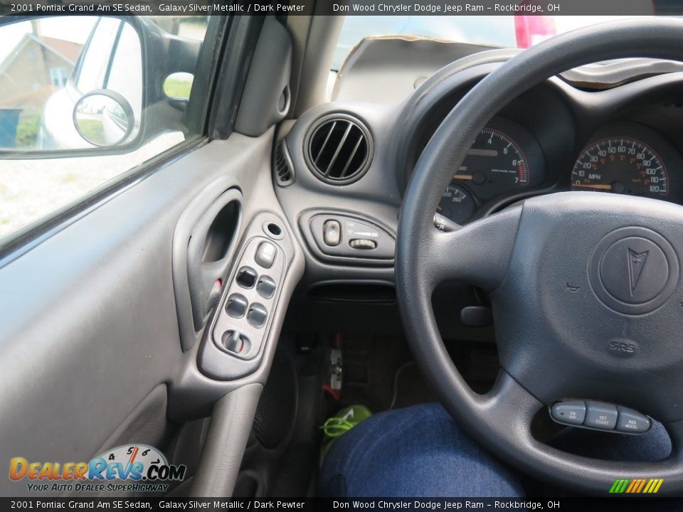2001 Pontiac Grand Am SE Sedan Galaxy Silver Metallic / Dark Pewter Photo #11