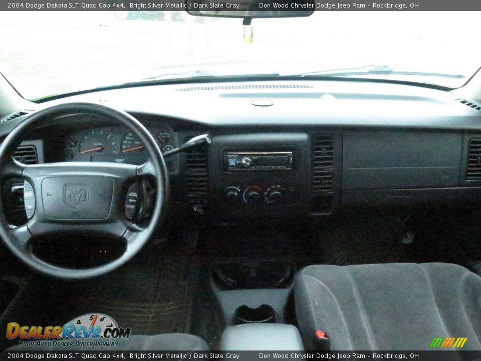 2004 Dodge Dakota SLT Quad Cab 4x4 Bright Silver Metallic / Dark Slate Gray Photo #8