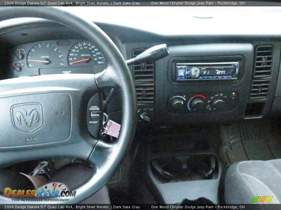 2004 Dodge Dakota SLT Quad Cab 4x4 Bright Silver Metallic / Dark Slate Gray Photo #12