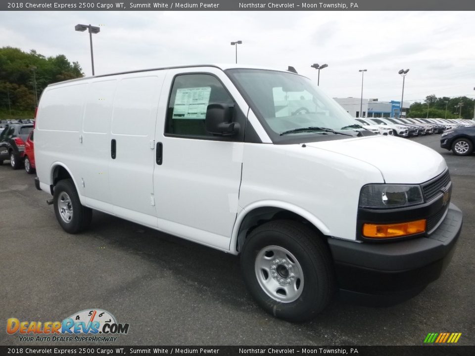 Front 3/4 View of 2018 Chevrolet Express 2500 Cargo WT Photo #7