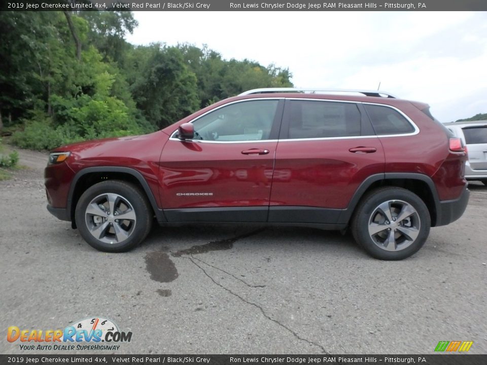 2019 Jeep Cherokee Limited 4x4 Velvet Red Pearl / Black/Ski Grey Photo #2