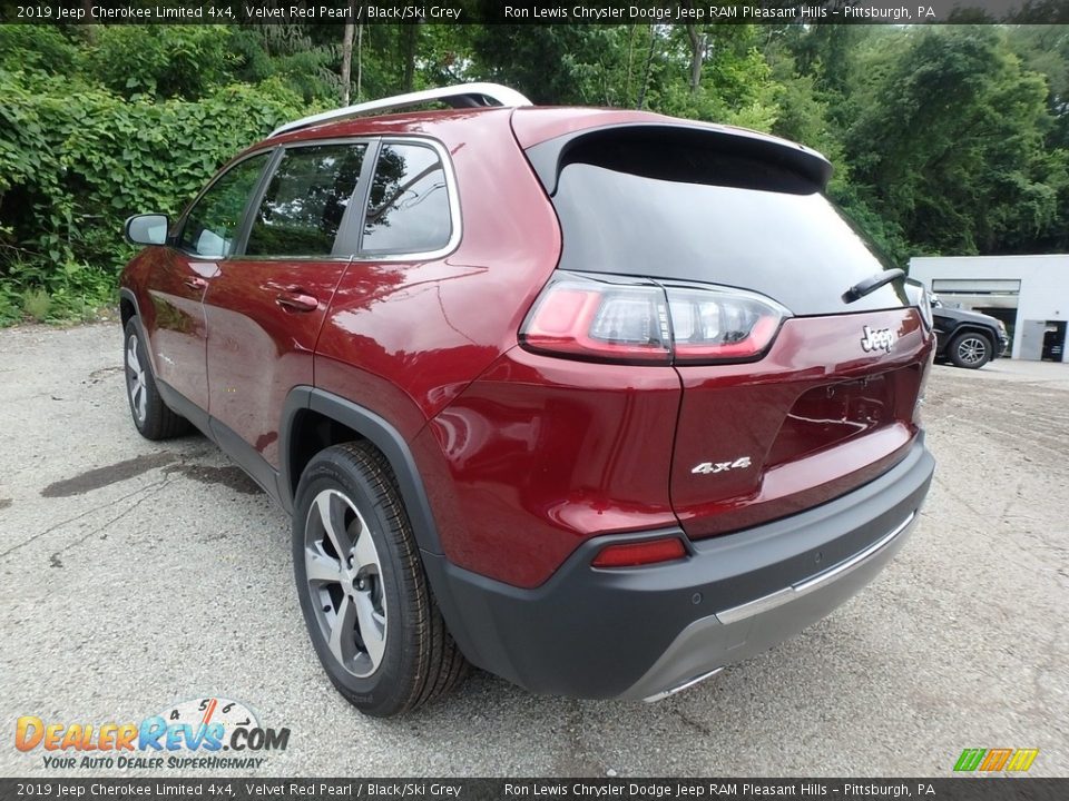 2019 Jeep Cherokee Limited 4x4 Velvet Red Pearl / Black/Ski Grey Photo #3