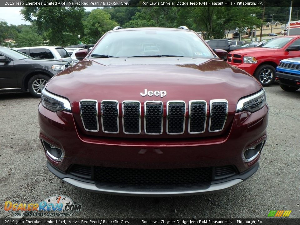 2019 Jeep Cherokee Limited 4x4 Velvet Red Pearl / Black/Ski Grey Photo #8
