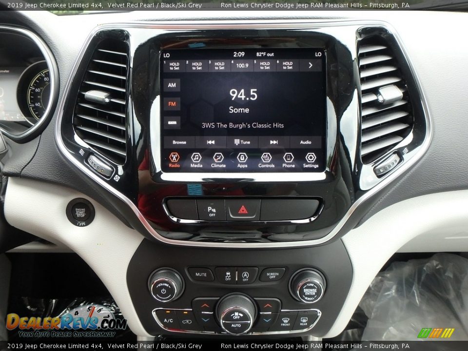 2019 Jeep Cherokee Limited 4x4 Velvet Red Pearl / Black/Ski Grey Photo #16