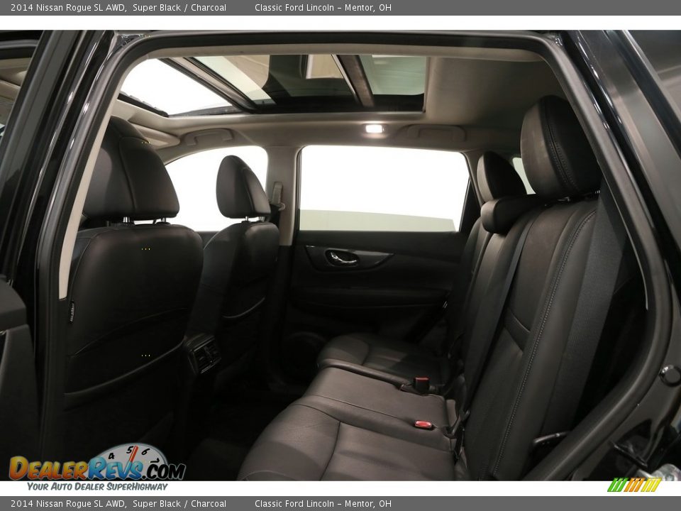 2014 Nissan Rogue SL AWD Super Black / Charcoal Photo #29