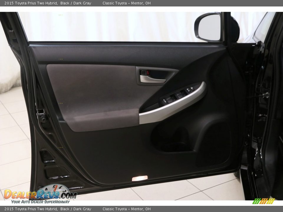 2015 Toyota Prius Two Hybrid Black / Dark Gray Photo #4