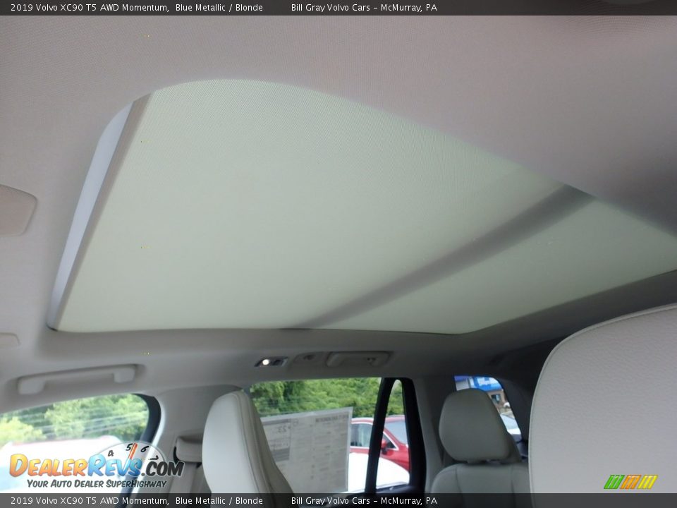 2019 Volvo XC90 T5 AWD Momentum Blue Metallic / Blonde Photo #11