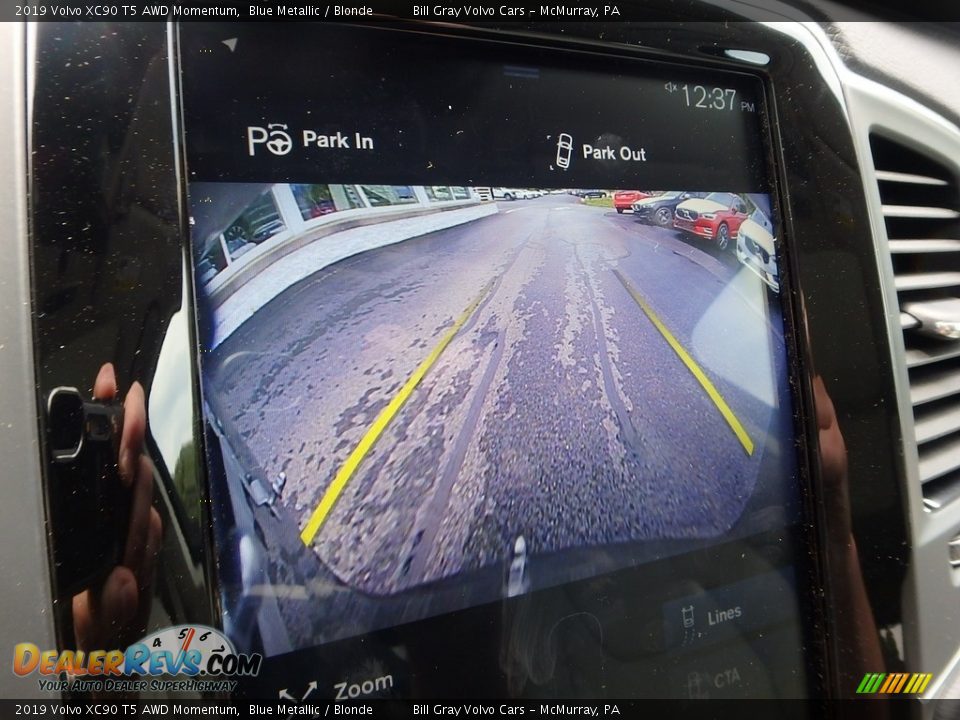 2019 Volvo XC90 T5 AWD Momentum Blue Metallic / Blonde Photo #14