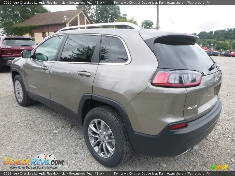 2019 Jeep Cherokee Latitude Plus 4x4 Light Brownstone Pearl / Black Photo #3