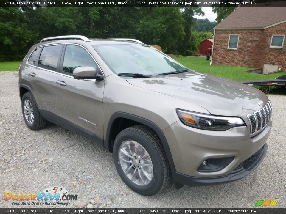 2019 Jeep Cherokee Latitude Plus 4x4 Light Brownstone Pearl / Black Photo #7