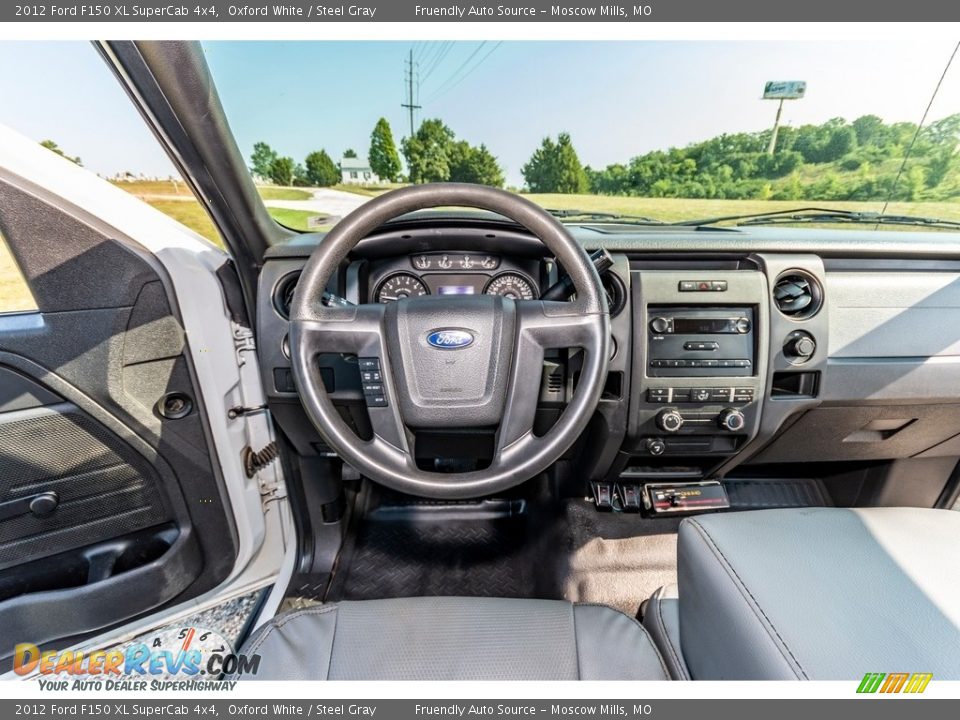 2012 Ford F150 XL SuperCab 4x4 Oxford White / Steel Gray Photo #32