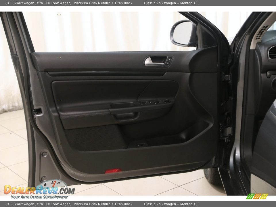 2012 Volkswagen Jetta TDI SportWagen Platinum Gray Metallic / Titan Black Photo #4