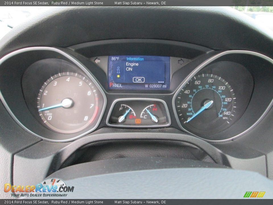 2014 Ford Focus SE Sedan Ruby Red / Medium Light Stone Photo #28