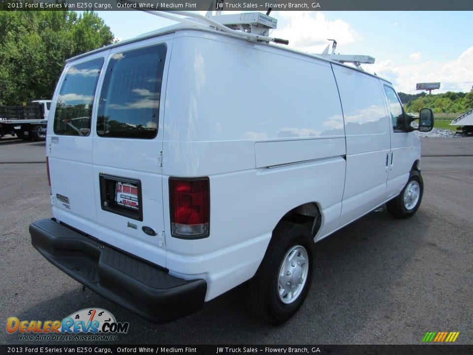 2013 Ford E Series Van E250 Cargo Oxford White / Medium Flint Photo #3