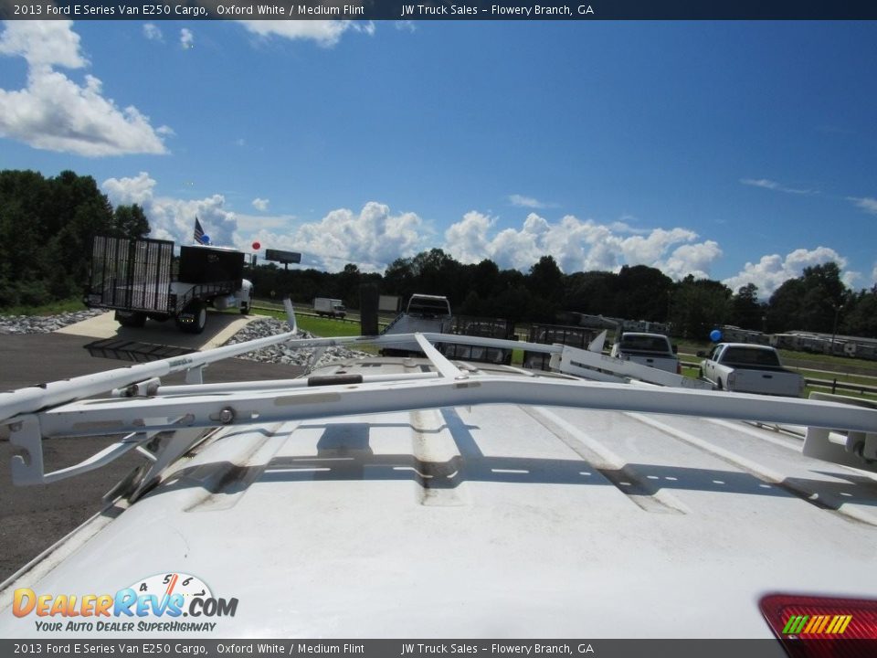 2013 Ford E Series Van E250 Cargo Oxford White / Medium Flint Photo #10
