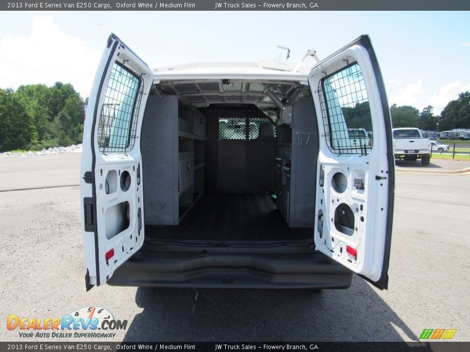 2013 Ford E Series Van E250 Cargo Oxford White / Medium Flint Photo #19