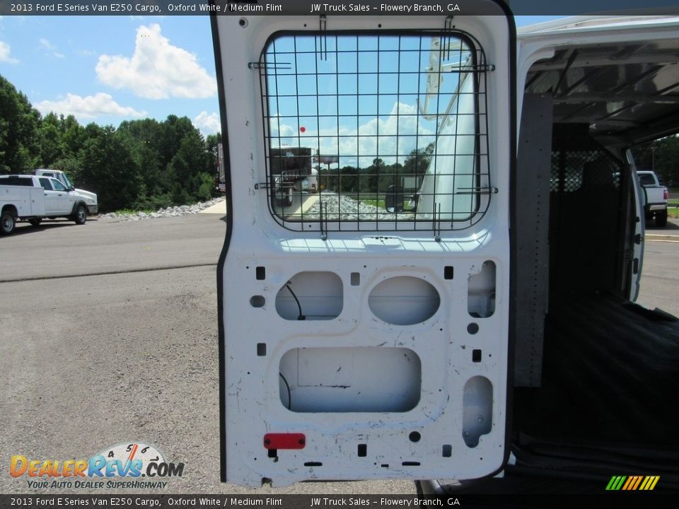 2013 Ford E Series Van E250 Cargo Oxford White / Medium Flint Photo #21