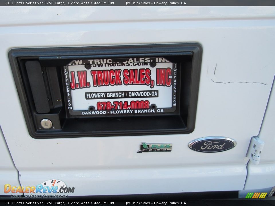 2013 Ford E Series Van E250 Cargo Oxford White / Medium Flint Photo #28