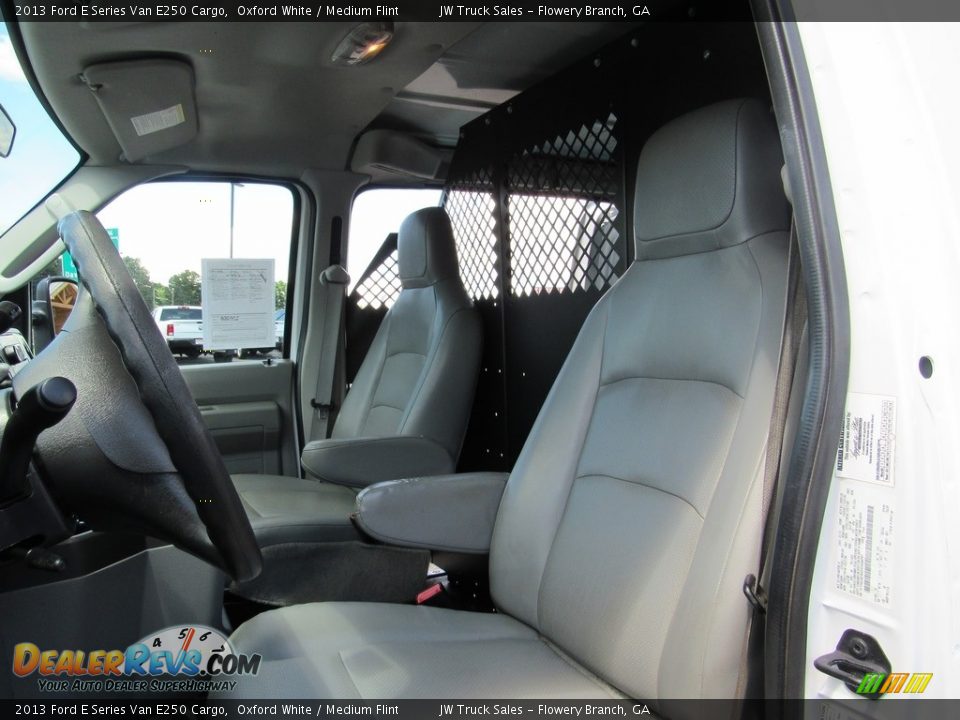 2013 Ford E Series Van E250 Cargo Oxford White / Medium Flint Photo #34
