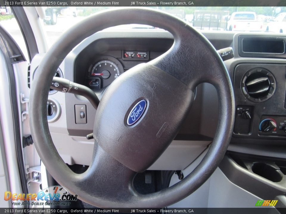 2013 Ford E Series Van E250 Cargo Oxford White / Medium Flint Photo #35