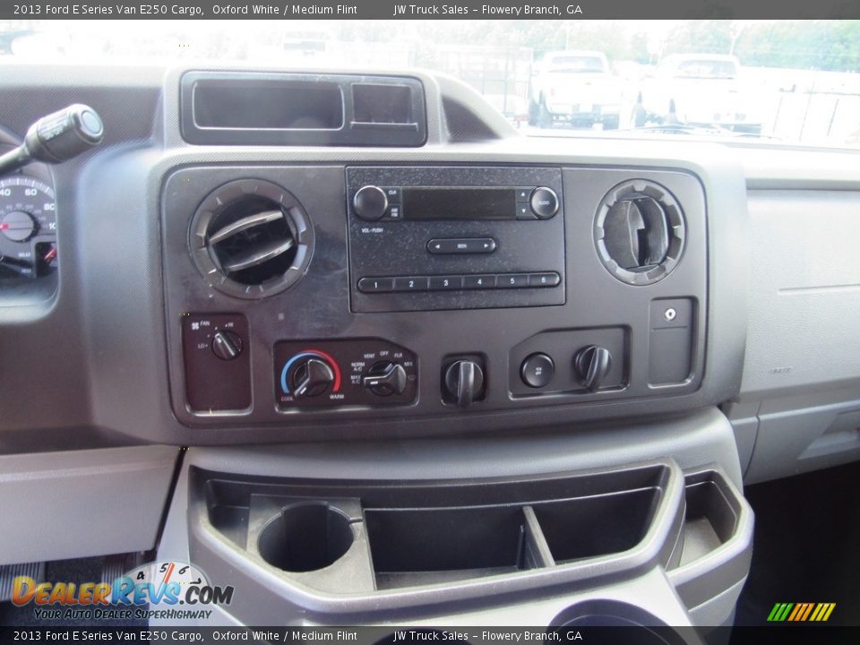 2013 Ford E Series Van E250 Cargo Oxford White / Medium Flint Photo #36