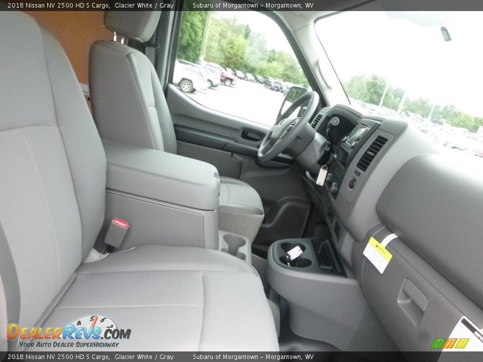 2018 Nissan NV 2500 HD S Cargo Glacier White / Gray Photo #10