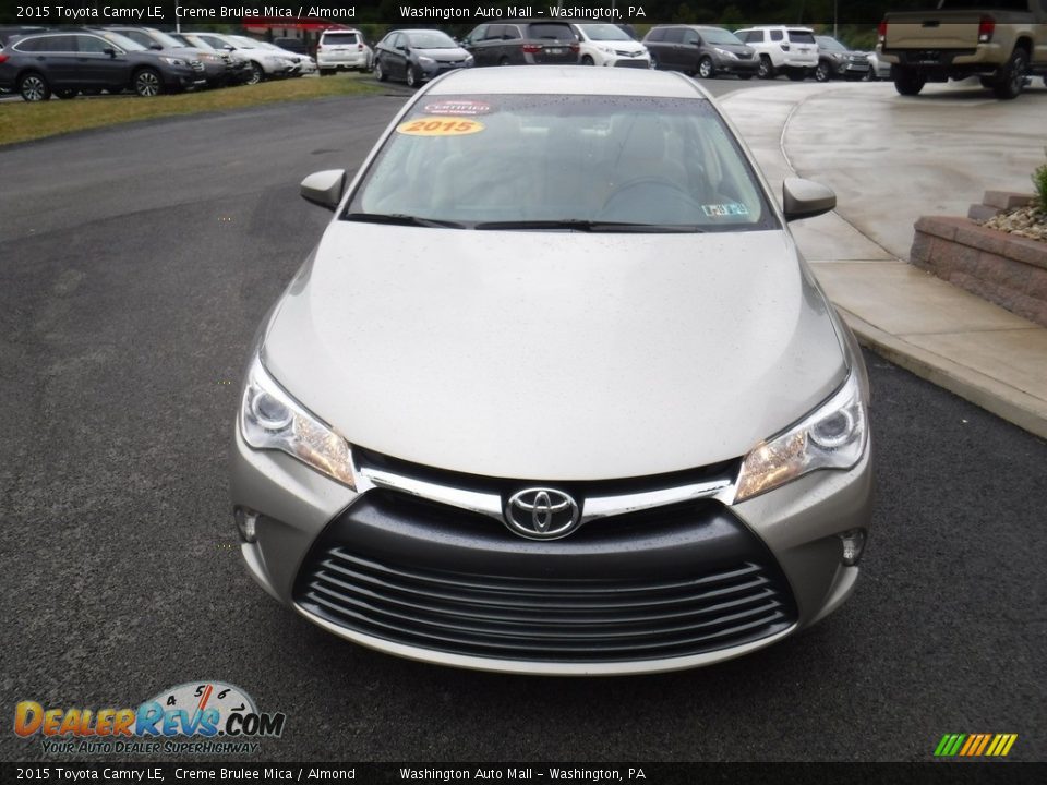 2015 Toyota Camry LE Creme Brulee Mica / Almond Photo #3