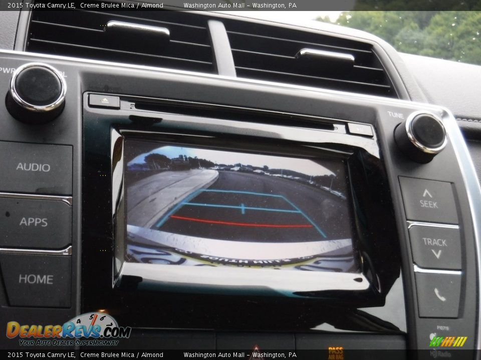 2015 Toyota Camry LE Creme Brulee Mica / Almond Photo #14