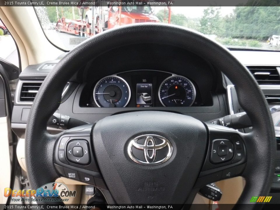 2015 Toyota Camry LE Creme Brulee Mica / Almond Photo #15
