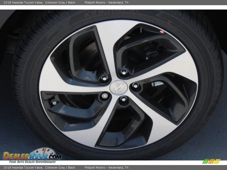 2018 Hyundai Tucson Value Coliseum Gray / Black Photo #6